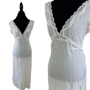 Vtg Maidenform Cotton V-Neck Slip